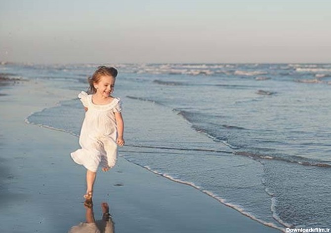 ژست عکس کنار دریا شمال