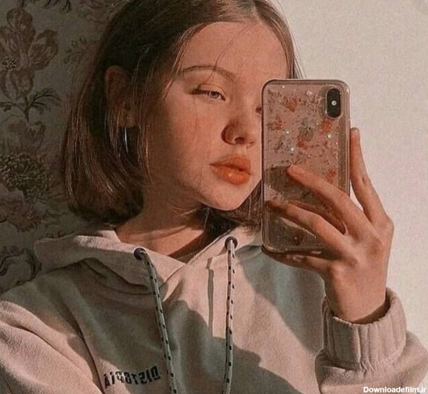 عکس های دخترونه جلو اینه