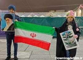 عکس بچه ها با پرچم ایران