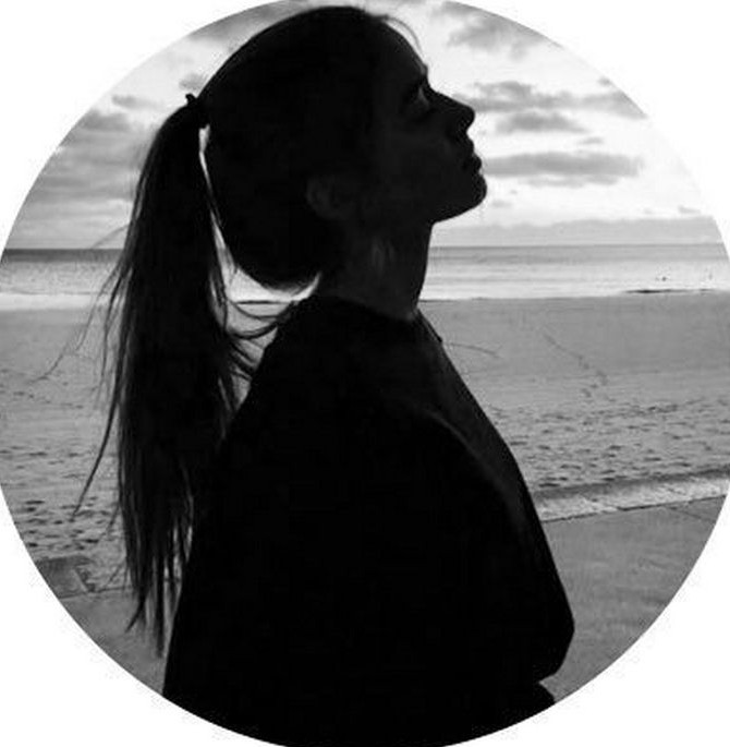 عکس سیگار و فندک دخترونه