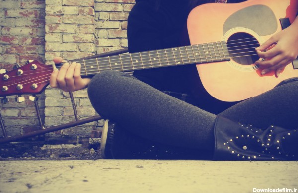 عکس دختر با گیتار اینستا
