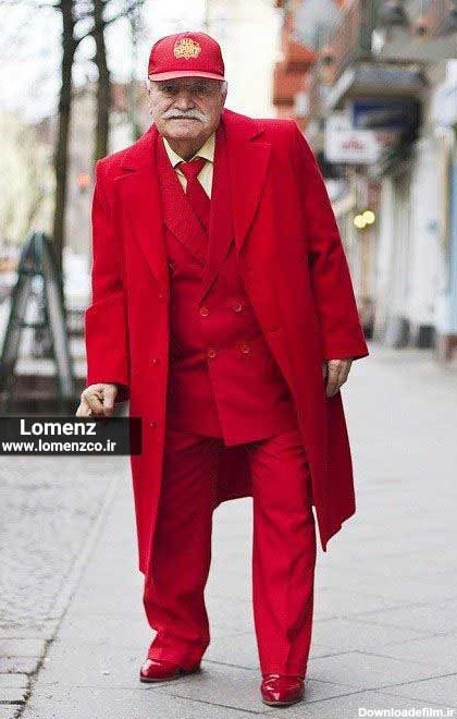 عکس پیرمرد تنها