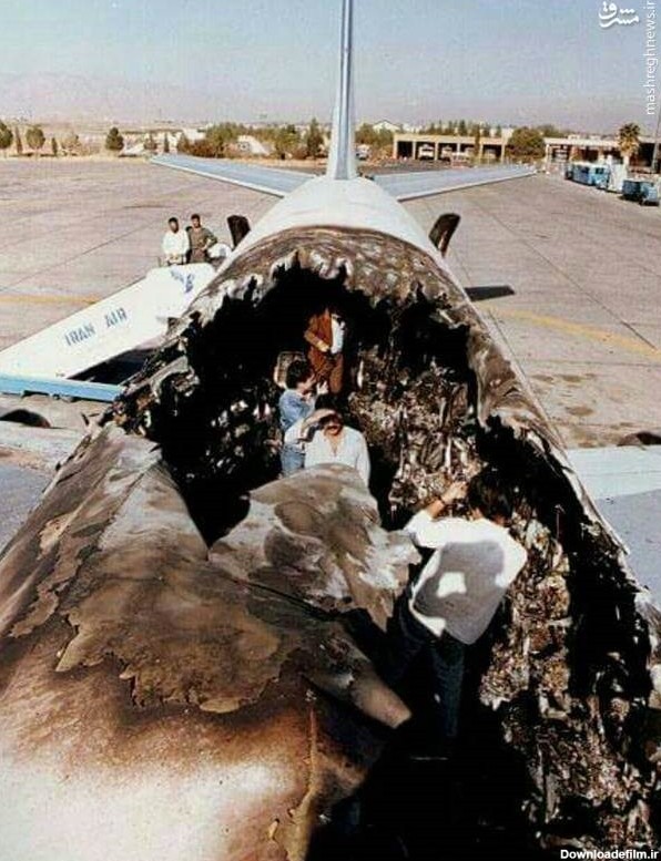 عکس از پنجره هواپیما در شب تهران