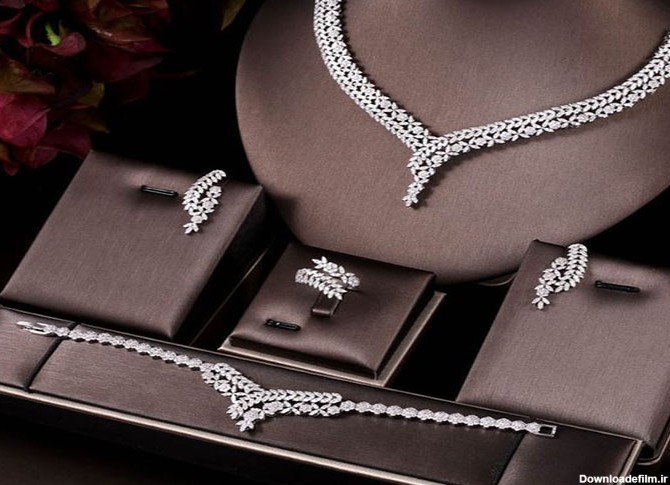 عکس سرویس طلای سفید عروس