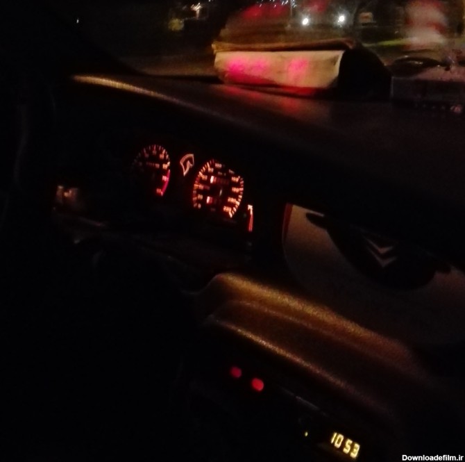 عکس از پنجره هواپیما در شب تهران