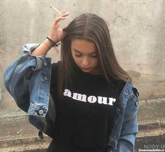 عکس سیگار و فندک دخترونه