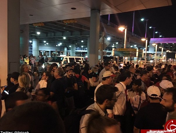 عکس از پنجره هواپیما در شب تهران