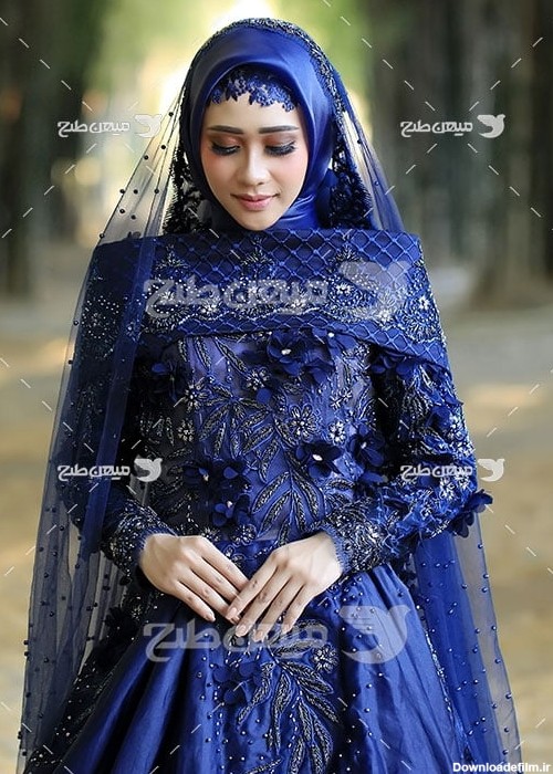 عکس دختر جذاب با لباس محلی