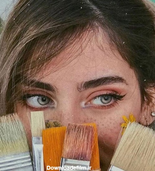 عکس دختر چشم ابی طبیعی